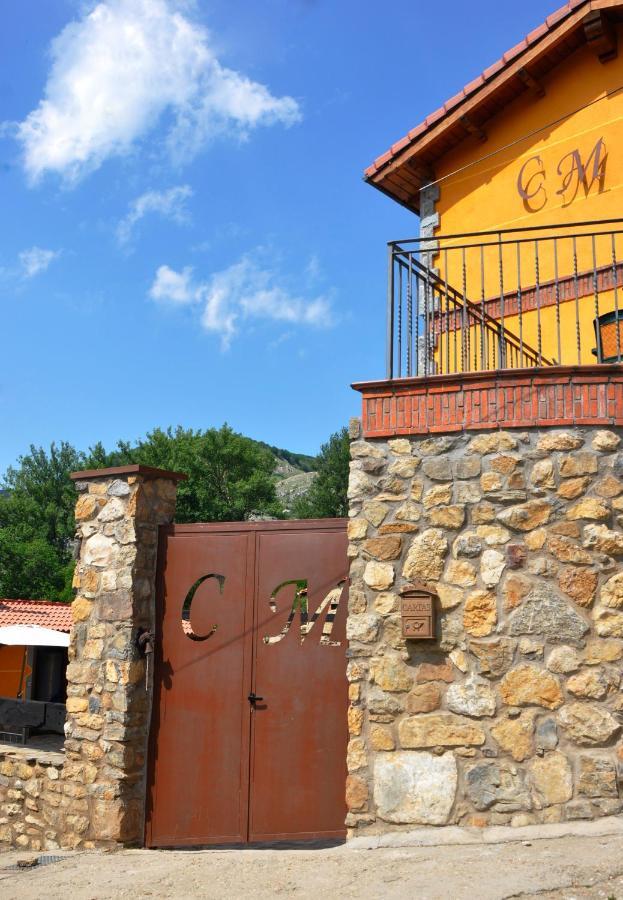 Apartamento Turistico Casas De Manuel La Pola de Gordon Екстер'єр фото