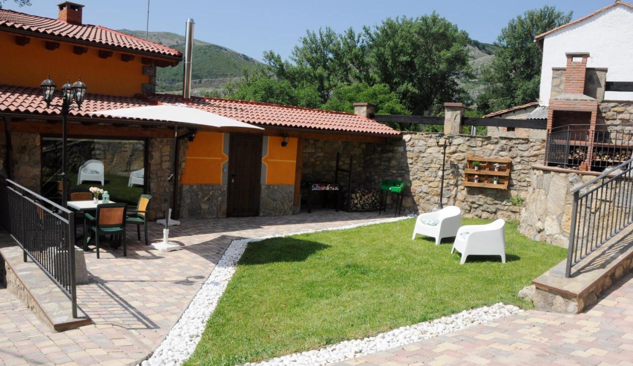 Apartamento Turistico Casas De Manuel La Pola de Gordon Екстер'єр фото